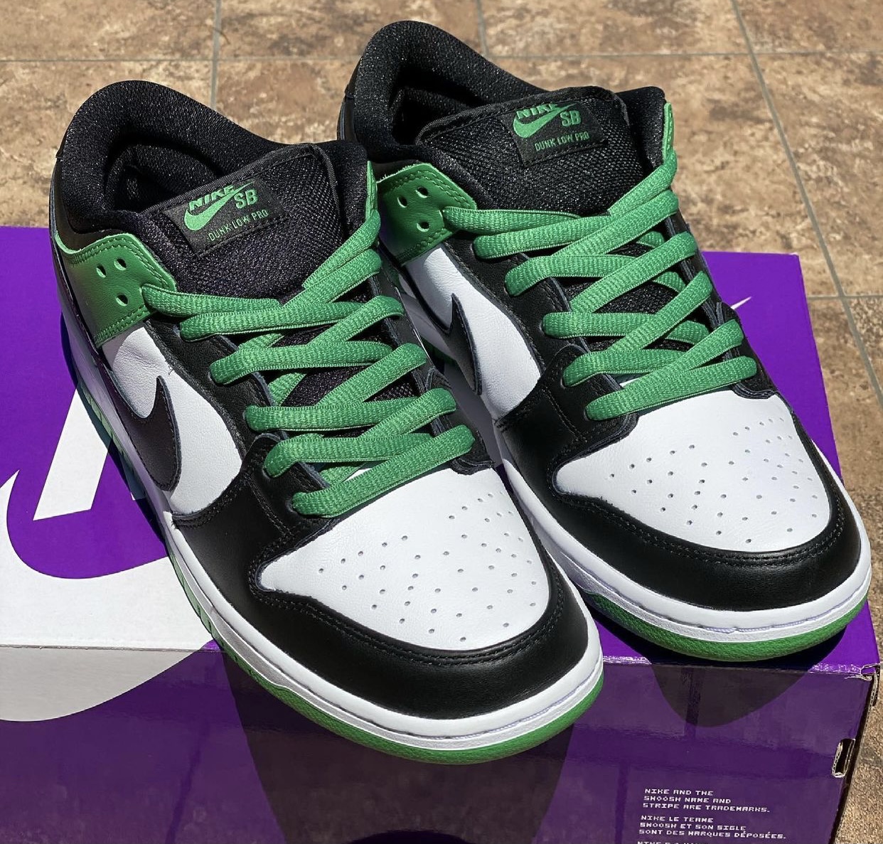 Check out these latest images of the “Classic Green” Nike Dunk Low SB ...