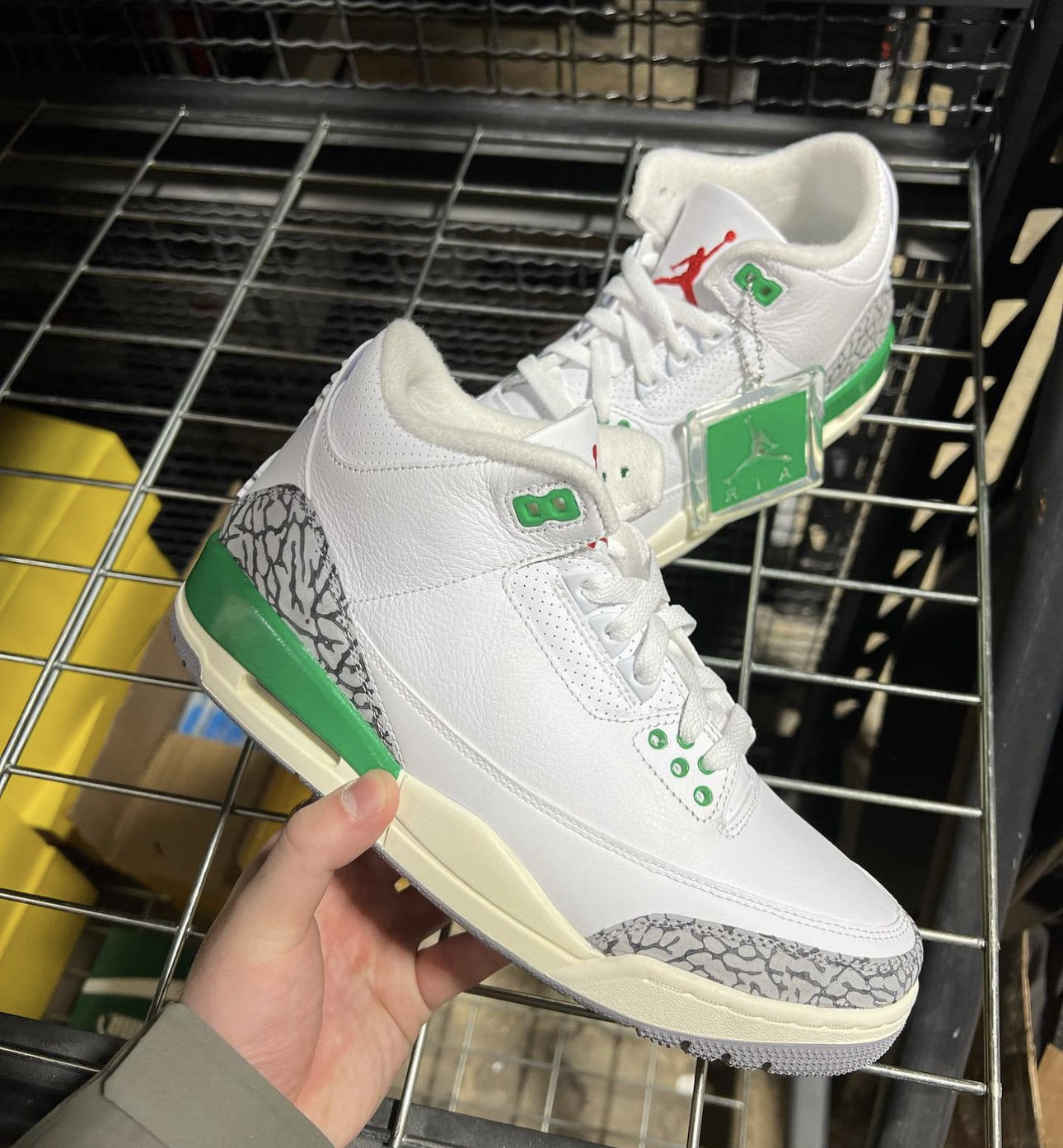 An initial look at the “Lucky Green”Air Jordan 3 Sneaker Shop Talk