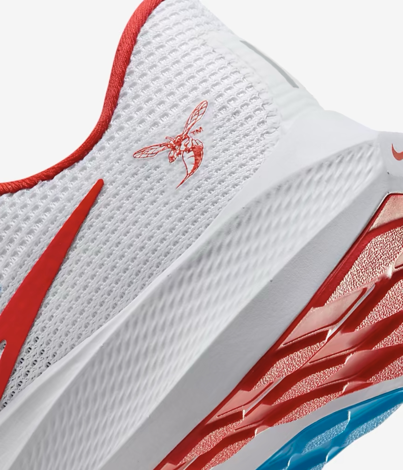 “Delaware State” Nike Pegasus 40 is now available | Sneaker Shop Talk