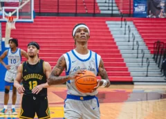 Second half rally pushes Golden Rams past Thorobreds 76-67