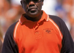 Former Oklahoma State Coach Bob Simmons Passes Away At 77