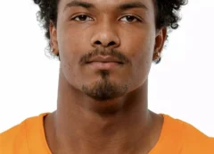 Tennessee LB Arion Carter Suspended Two Games by NCAA Over $427 Flight Paid by Agent